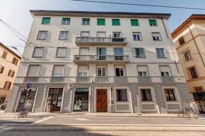 Guido Monaco Apartment by Mamo Florence