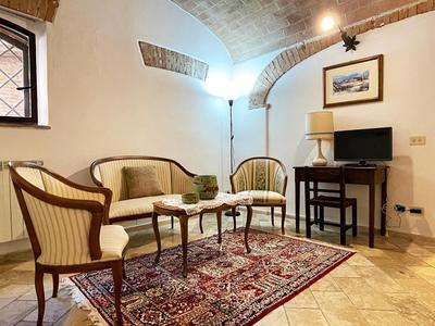Fonte 6: Centro vicino piazza del Campo