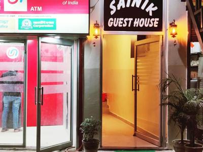 SainiK guest House