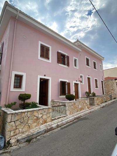 Delfi's cozy maisonette