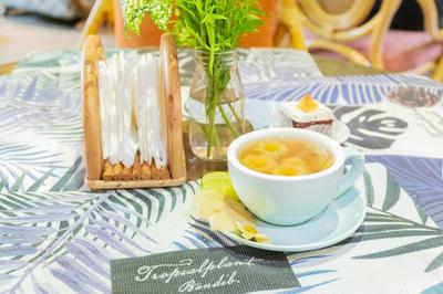 Seaforest Hotel by Haviland