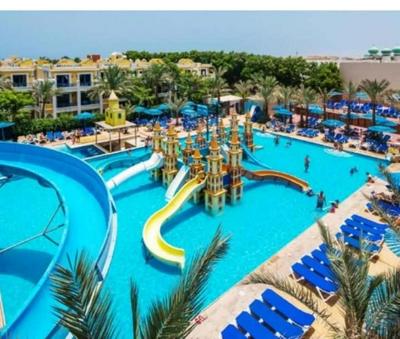 Mirage bay resort & Aqua Park apartment