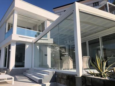 Blu Caprice Villa