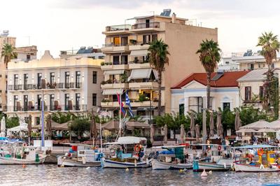 Grand Luxury Apartment Seafront Kalamata