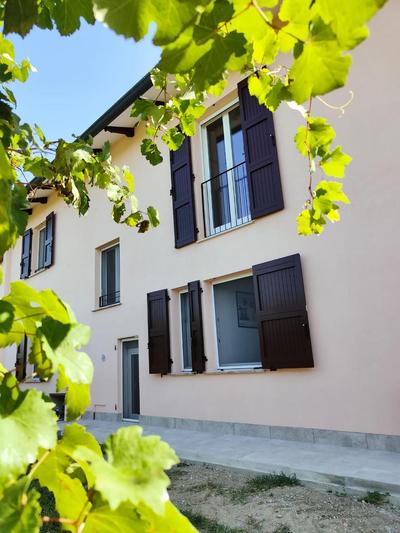 Relaxing house with exclusive swimming pool, close to Imola and Faenza, 4 bathrooms