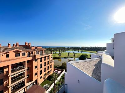 PUSHE Penthouse Playa Granada Beach & Golf 6