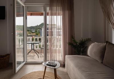 Anastasia Mare Studios