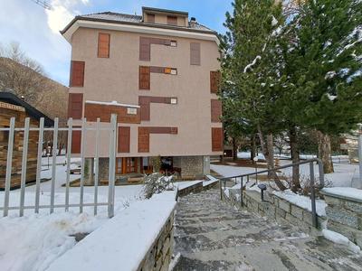 MEADOWS Apartment