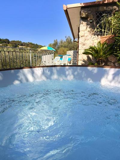 Cynara holiday house