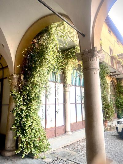 Cozy Corner apartment in Brescia center