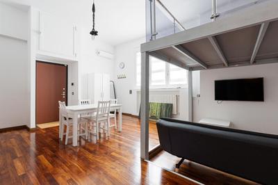 Cosy Apt nearby Piazza Insubria! Book Now!
