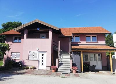 Guest House Lucija