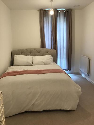 Stay in London Acton close to central London