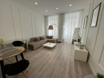 StayIn - Elegant design apartment with garden