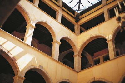 Cour des Loges Lyon, A Radisson Collection Hotel