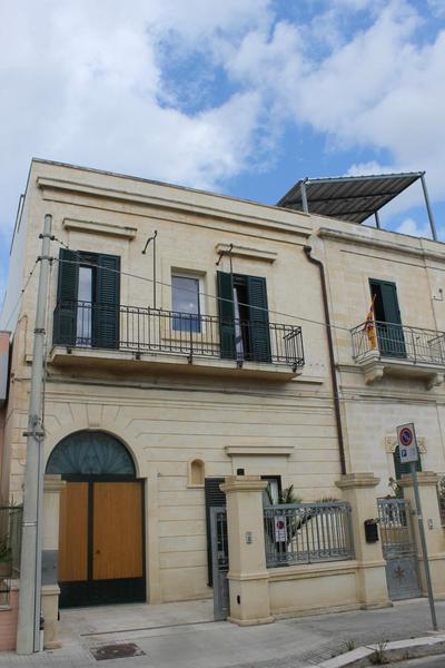DimoraLeTreMuse Guesthouse