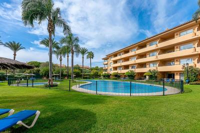 Casa Joy Elviria, ibiza style apartment with 70 sqm terrace