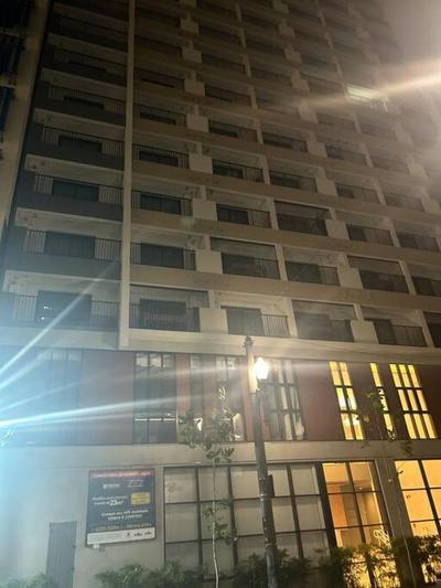 Apto lindo em frente Metro Luz