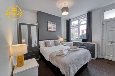 Cosy Carlton