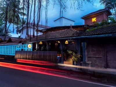 Madpackers Goa Anjuna - Bar