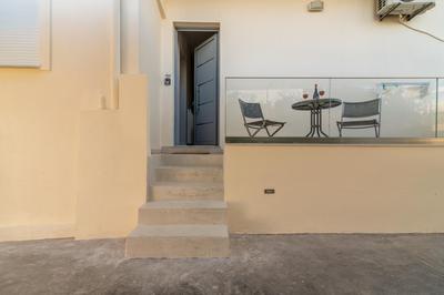 Stylish Apartment near the Beach with parking