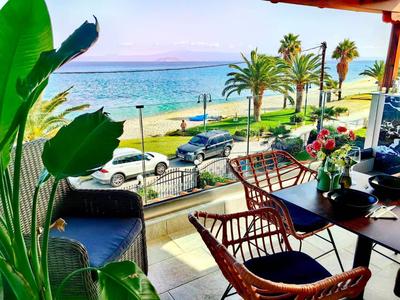 Lux Suite Sea Front Avra