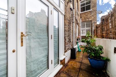 Charming and Spacious 1 BR flat in Battersea