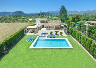Owl Booking Villa Madrave - Family and Friends