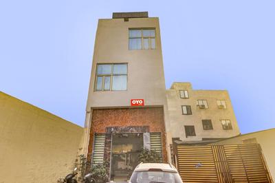 Hotel O Prince Home Stay Near Ambience Mall