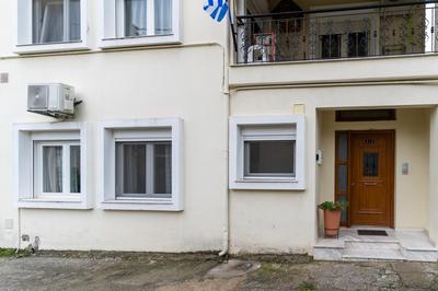 Central Litochoro Apartment with Private Parking and Heating Near Olympus Trails