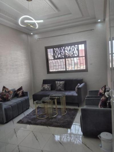 Airport M V chambre stay