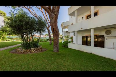 Falésia Modern Flat W/Balcony & Pool by LovelyStay