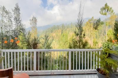 Delvia Bromo Homestay Mitra RedDoorz