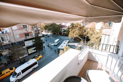 Barrikada Str Studio Apartment - THE NEST
