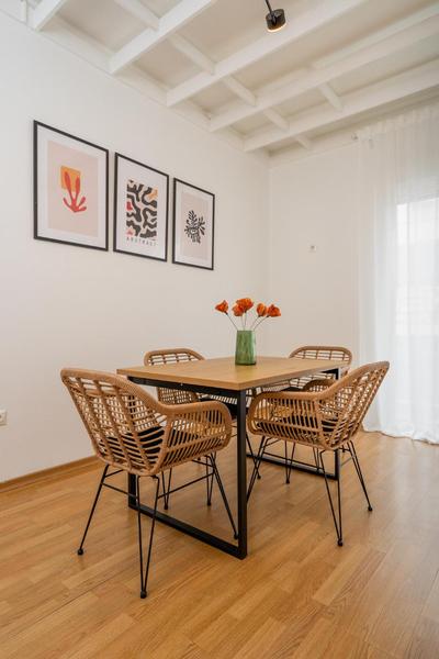 Athenian Classy 2BD Apt next to Metro Panepistimio