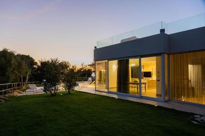 Modern villa with heated pool and sauna
