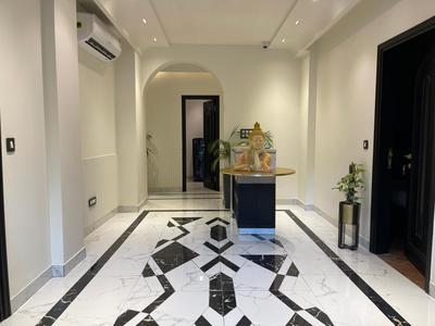 Bedchambers Stay near Select Citywalk, Saket