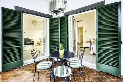 Casa Arthemisia