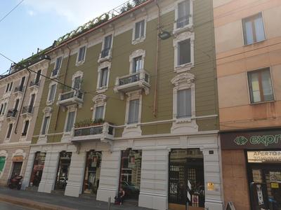 Milano Isola - Bright 2-room apartment with balcony