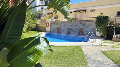 Nuevo con Piscina y Parking en la Playa