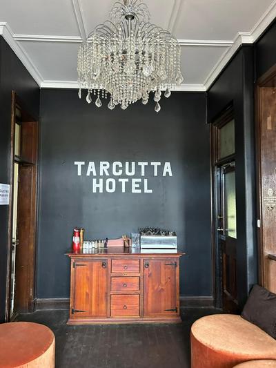 Tarcutta hotel