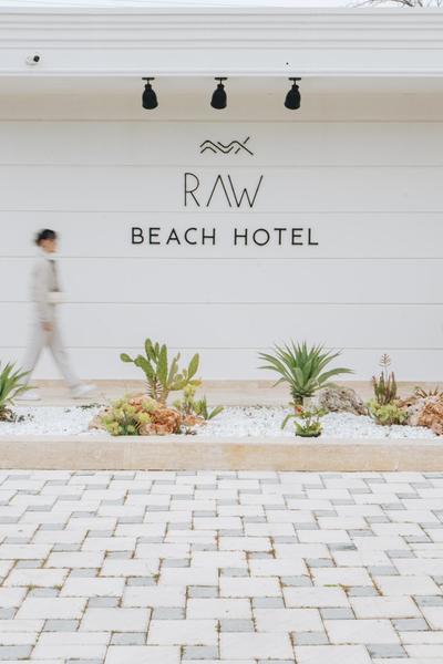 RAW BEACH OTEL - Image 16