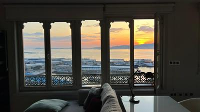 Balcony to the Bay