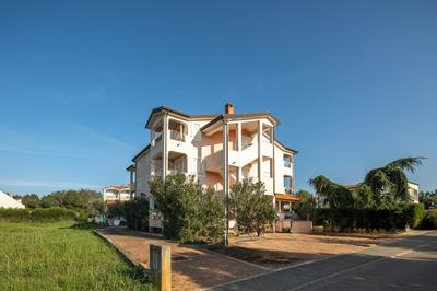 Charming Apartment Matej - Happy Rentals