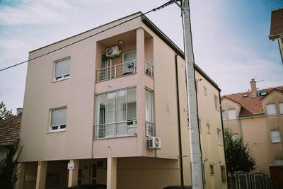 Studio Apartment E&D, free private parking, loggia