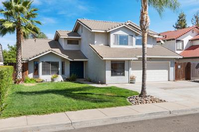 Spacious Home w/Pool Near Campus