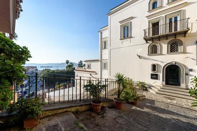 Altre Stelle Suite Apartments