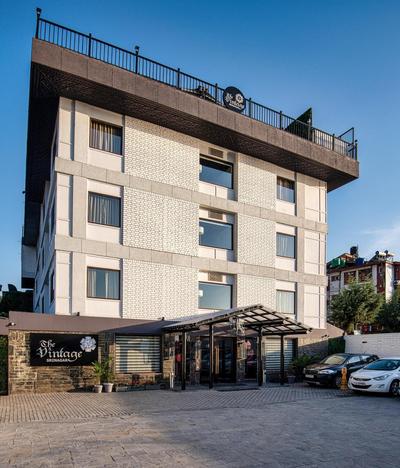 The Vintage Srinagar at Dal Lake