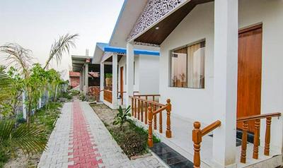 FabHotel Corbett Tiger Resort