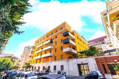 Hostly - Sant'Orsola Suite Apartment